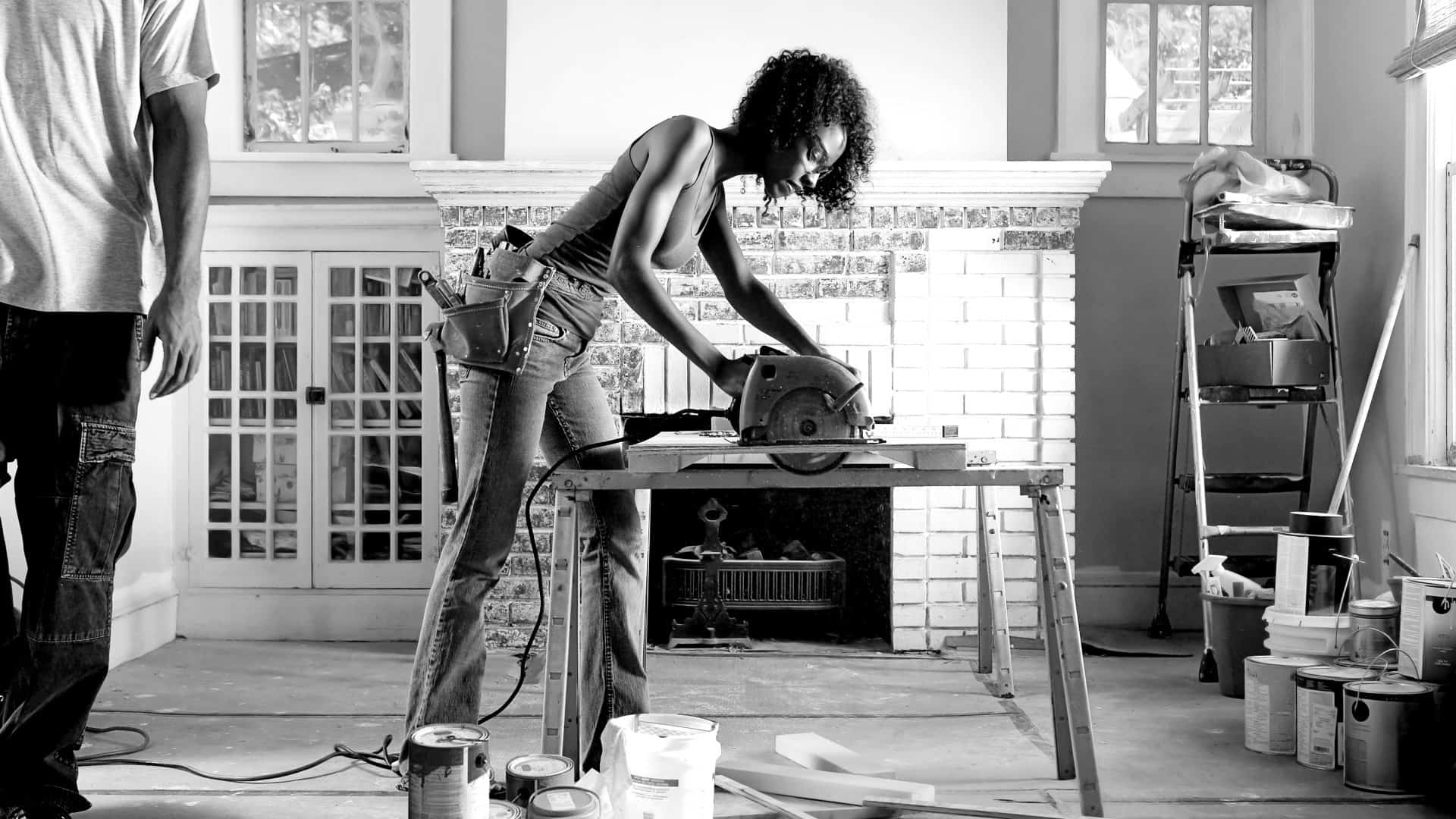 Best Handyman New Hampshire Women Sawing